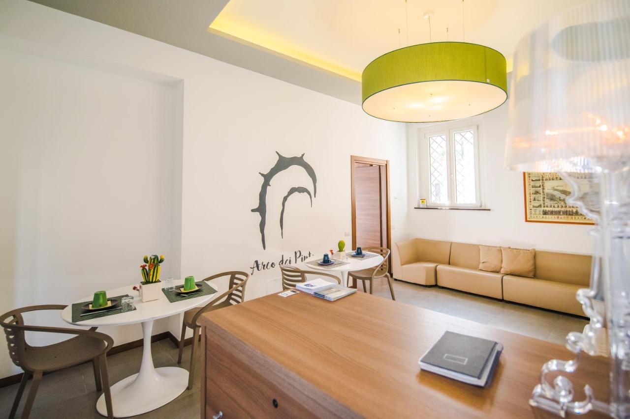 Arco Dei Pinto Bed & Breakfast Салерно Екстериор снимка