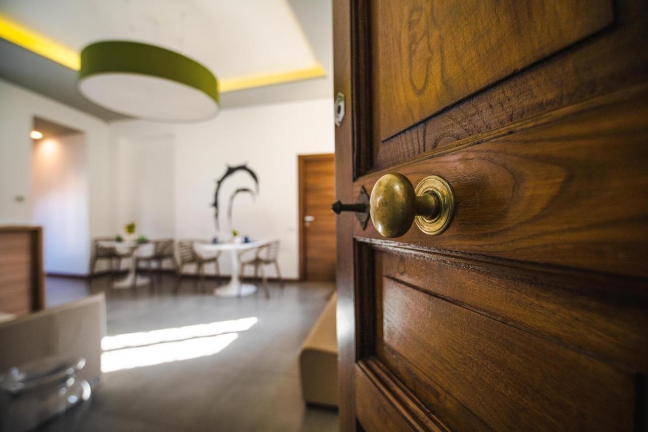 Arco Dei Pinto Bed & Breakfast Салерно Екстериор снимка